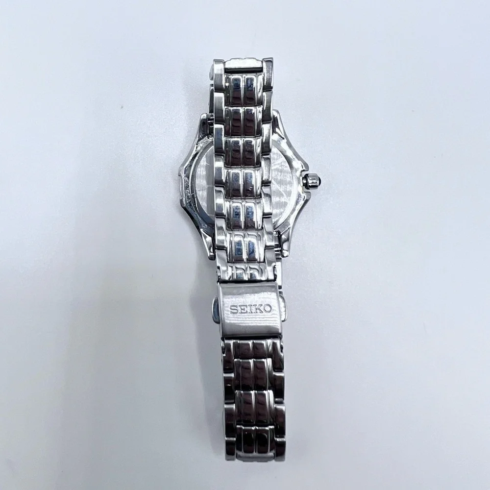 Seiko 7N82-0C40 Women’s Stainless Steel Watch Sapphire Crystal 7.5”